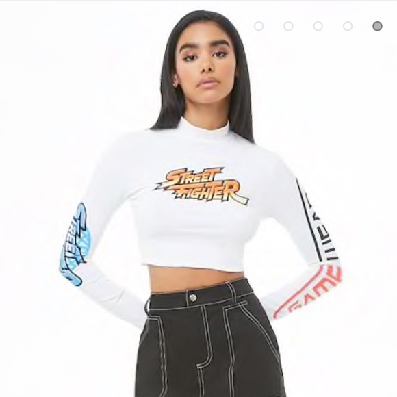 graphic long sleeve crop top